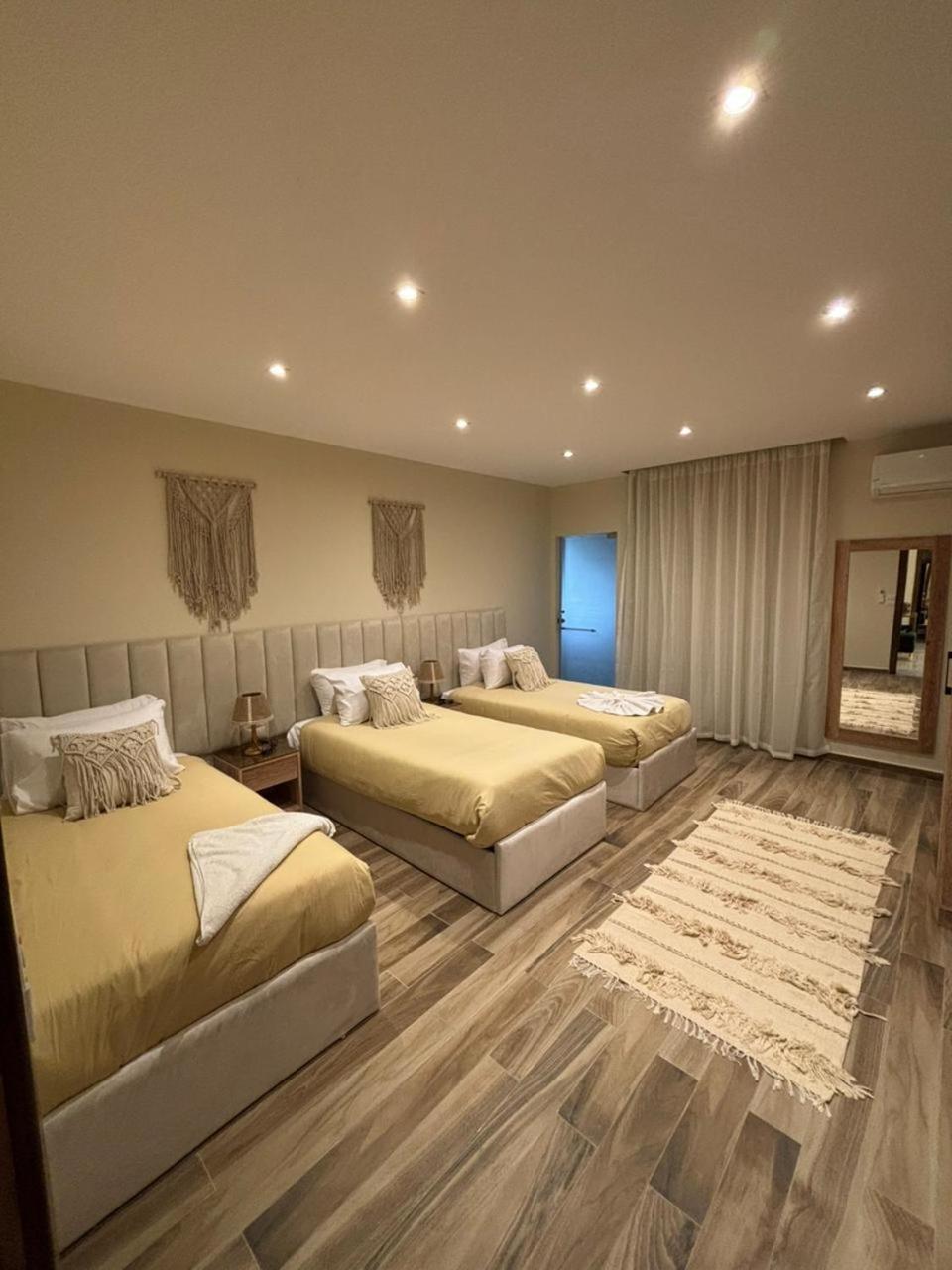 Sequoia Pyramids View Hotel Kafrat al Jabal ภายนอก รูปภาพ